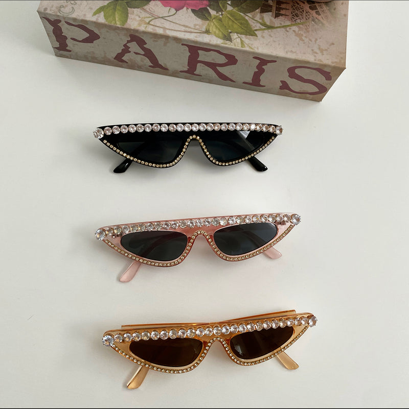 “Me Being Extra” Sunglasses ♡