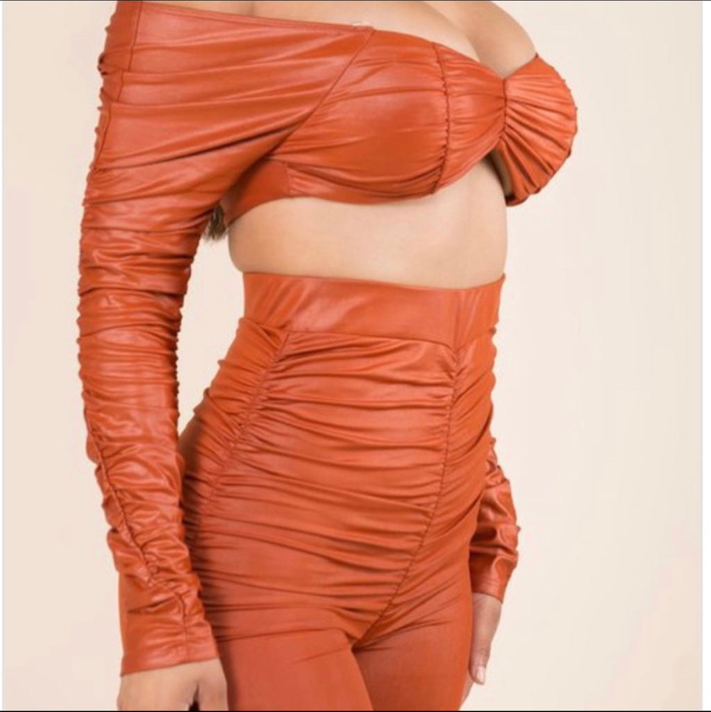 “Close To Me” Ruched Set ♡